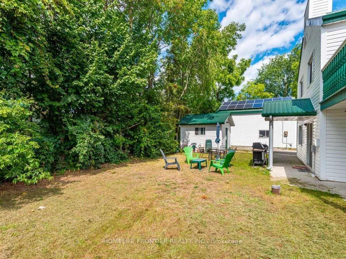 Photo 6 of Unit 4, 1015 Arnold Street, Innisfil, Rural Innisfil — HOMEH