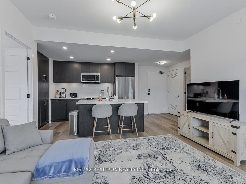 Photo 7 of Unit 310, 415 Sea Ray Avenue, Innisfil, Rural Innisfil — HOMEH
