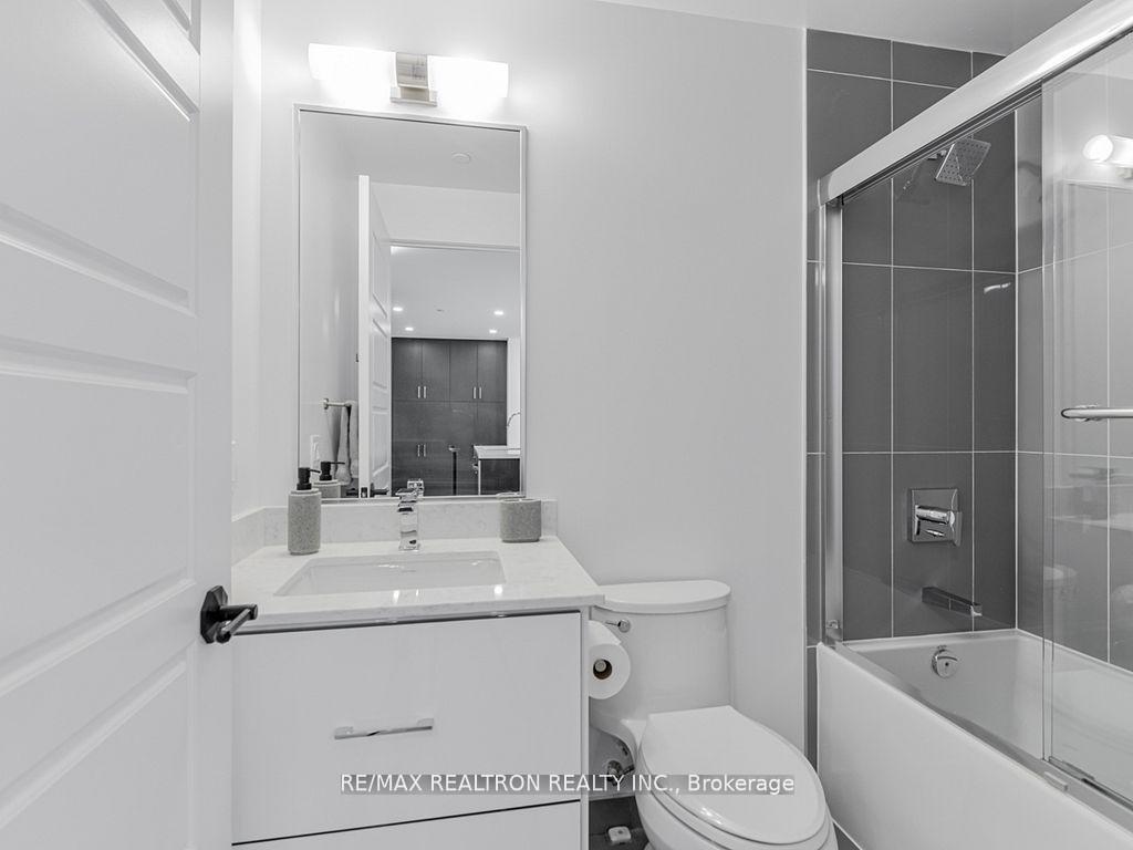 Photo 17 of Unit 310, 415 Sea Ray Avenue, Innisfil, Rural Innisfil — HOMEH