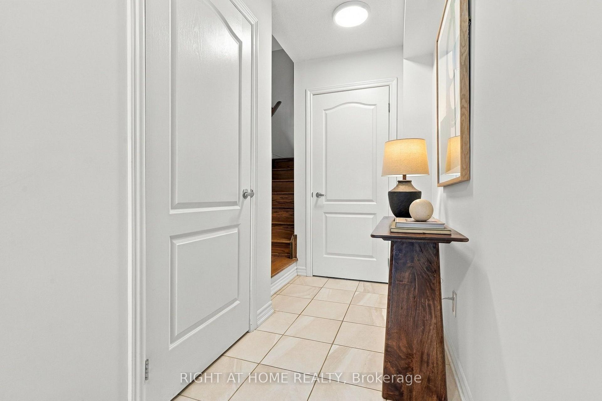 Photo 6 of 3048 Blacktusk Common, Oakville, Joshua Meadows — HOMEH