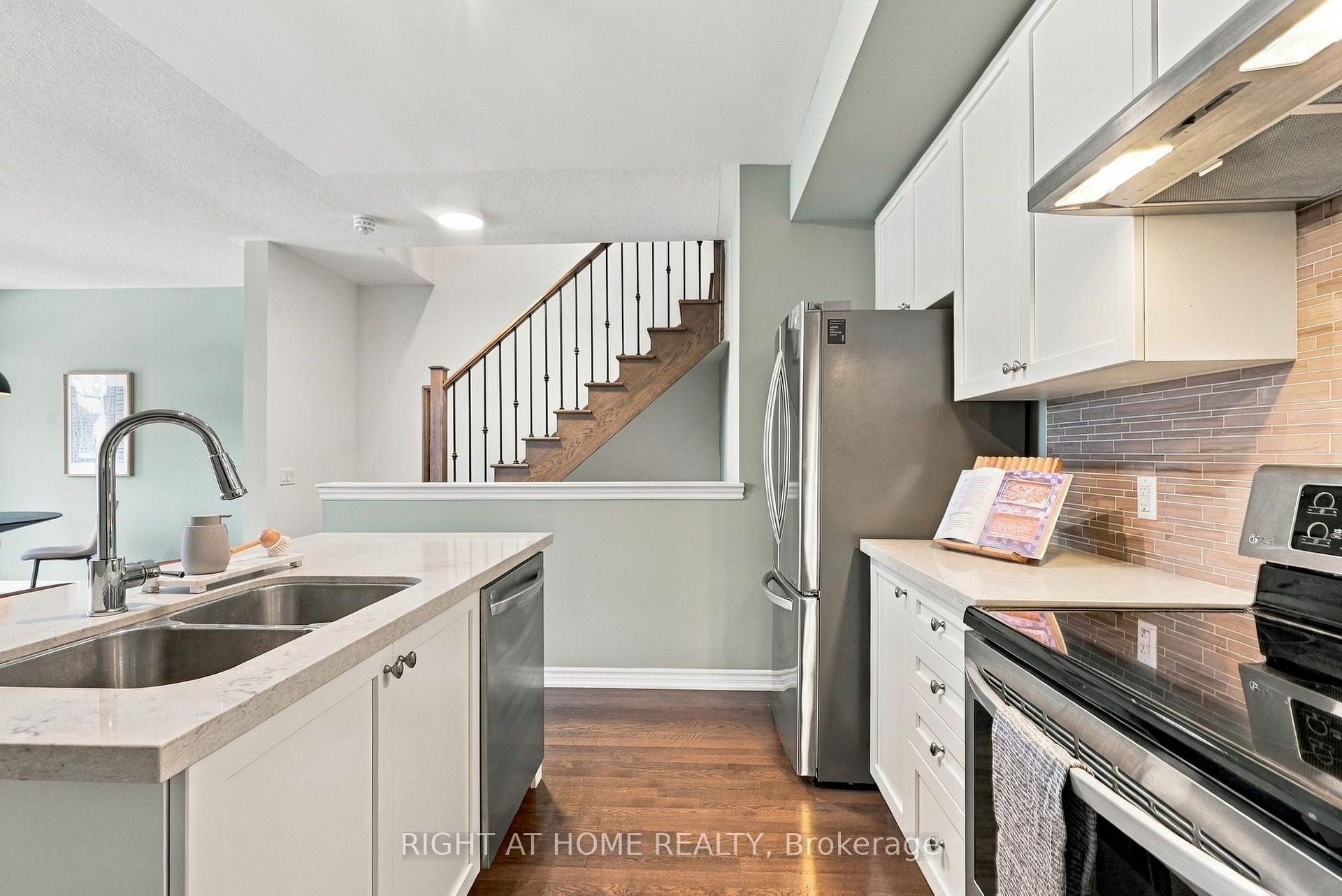 Photo 15 of 3048 Blacktusk Common, Oakville, Joshua Meadows — HOMEH