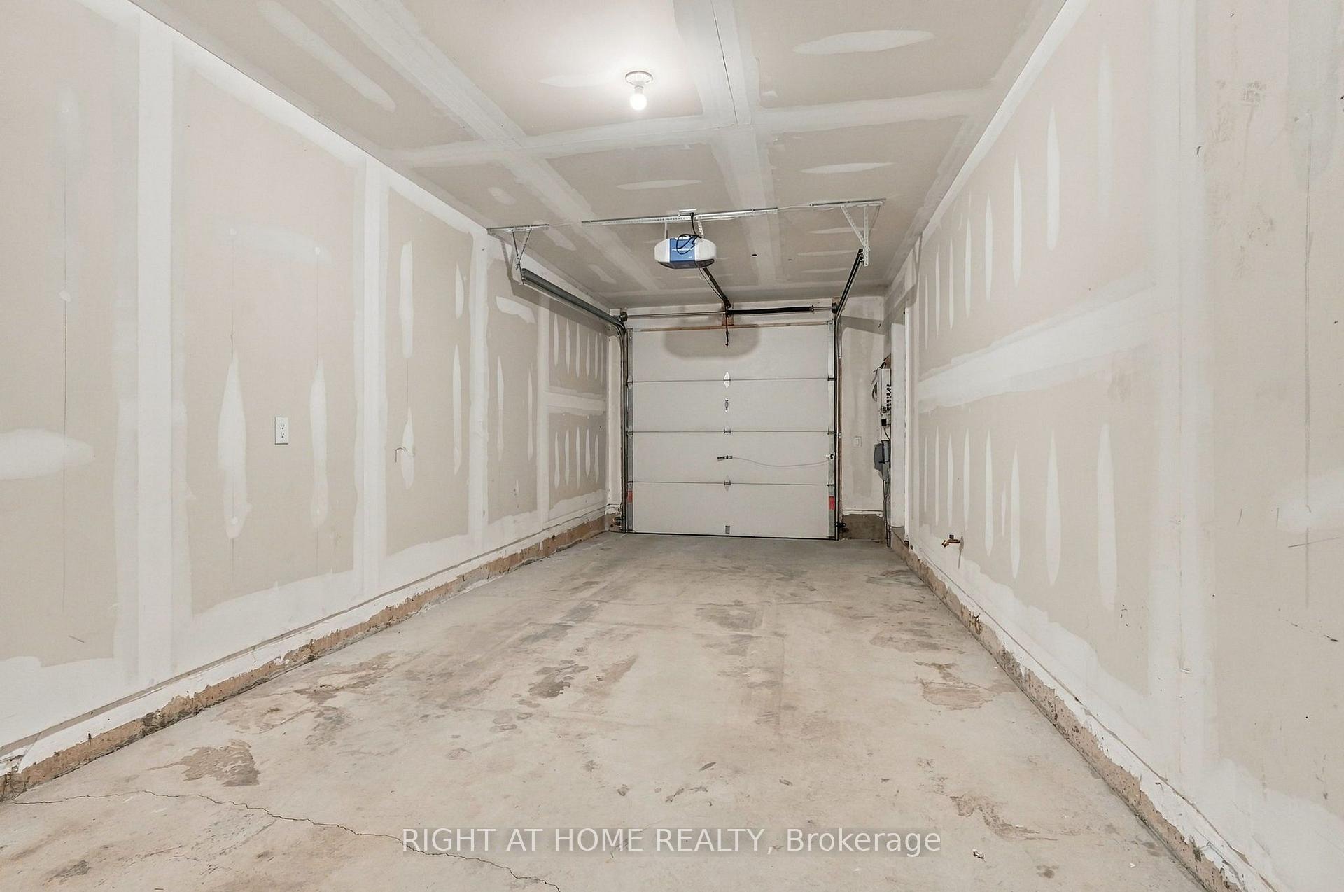 Photo 47 of 3048 Blacktusk Common, Oakville, Joshua Meadows — HOMEH