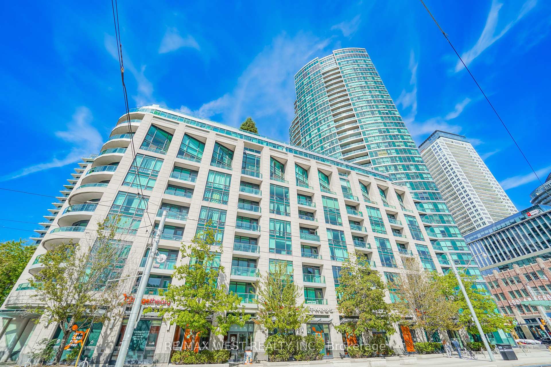 Photo 1 of Unit 522, 600 Fleet Street, Toronto, Niagara — HOMEH