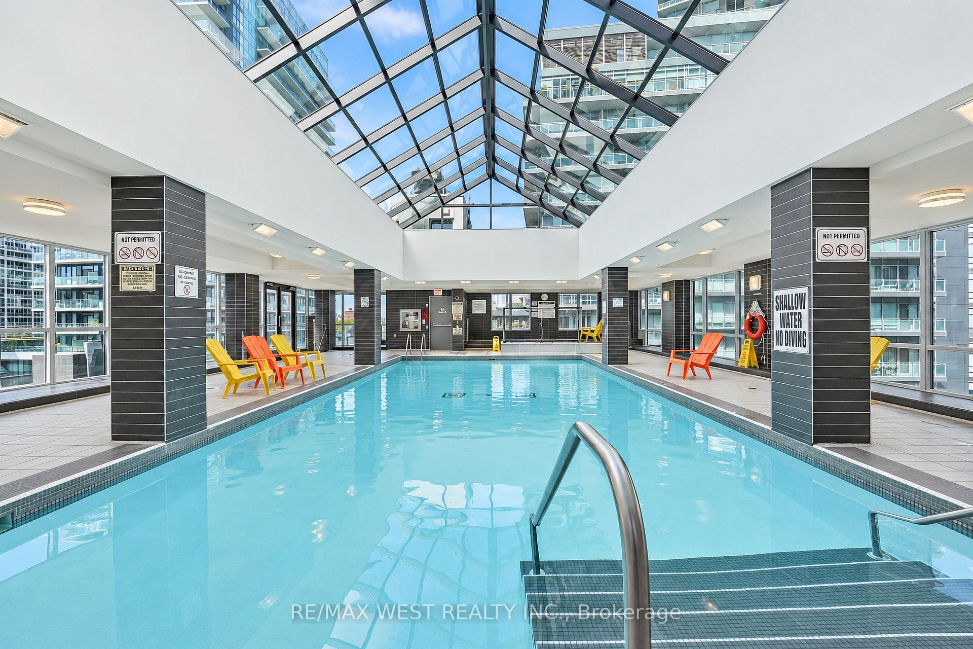 Photo 7 of Unit 522, 600 Fleet Street, Toronto, Niagara — HOMEH
