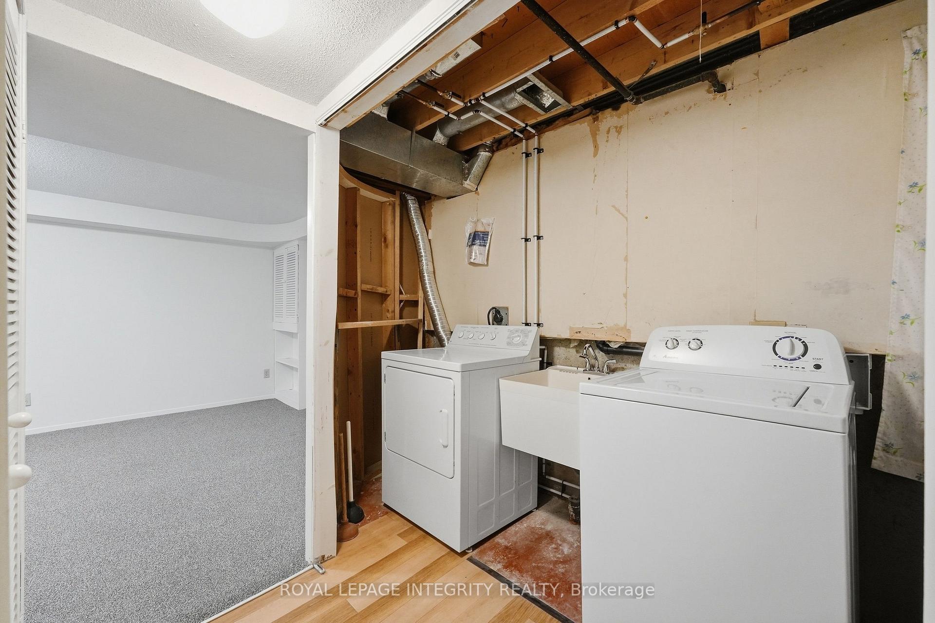 Photo 29 of 909 Lawnsberry Drive, Ottawa, Chatelaine Village — HOMEH