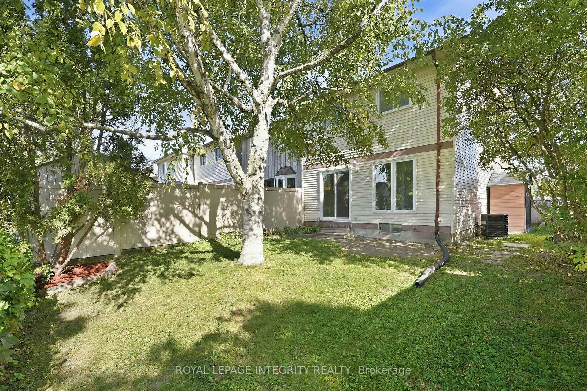 Photo 35 of 909 Lawnsberry Drive, Ottawa, Chatelaine Village — HOMEH