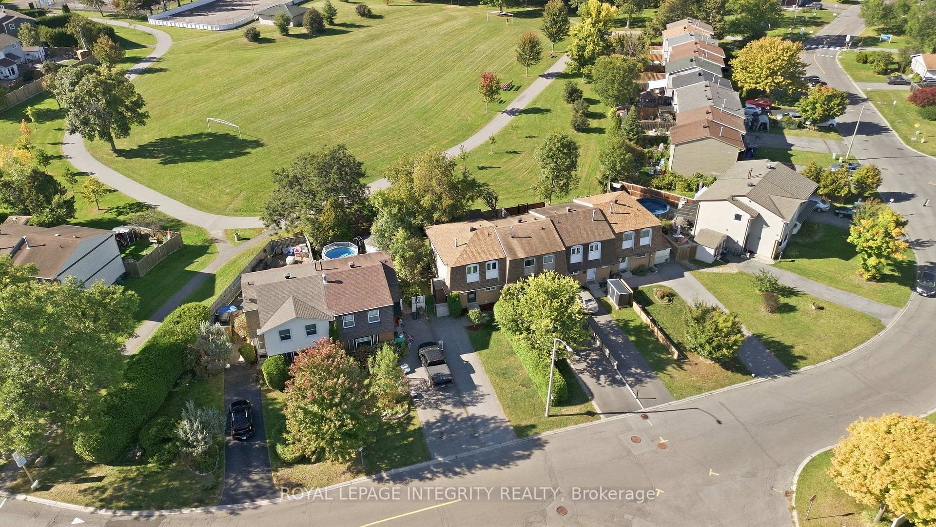 Photo 37 of 909 Lawnsberry Drive, Ottawa, Chatelaine Village — HOMEH