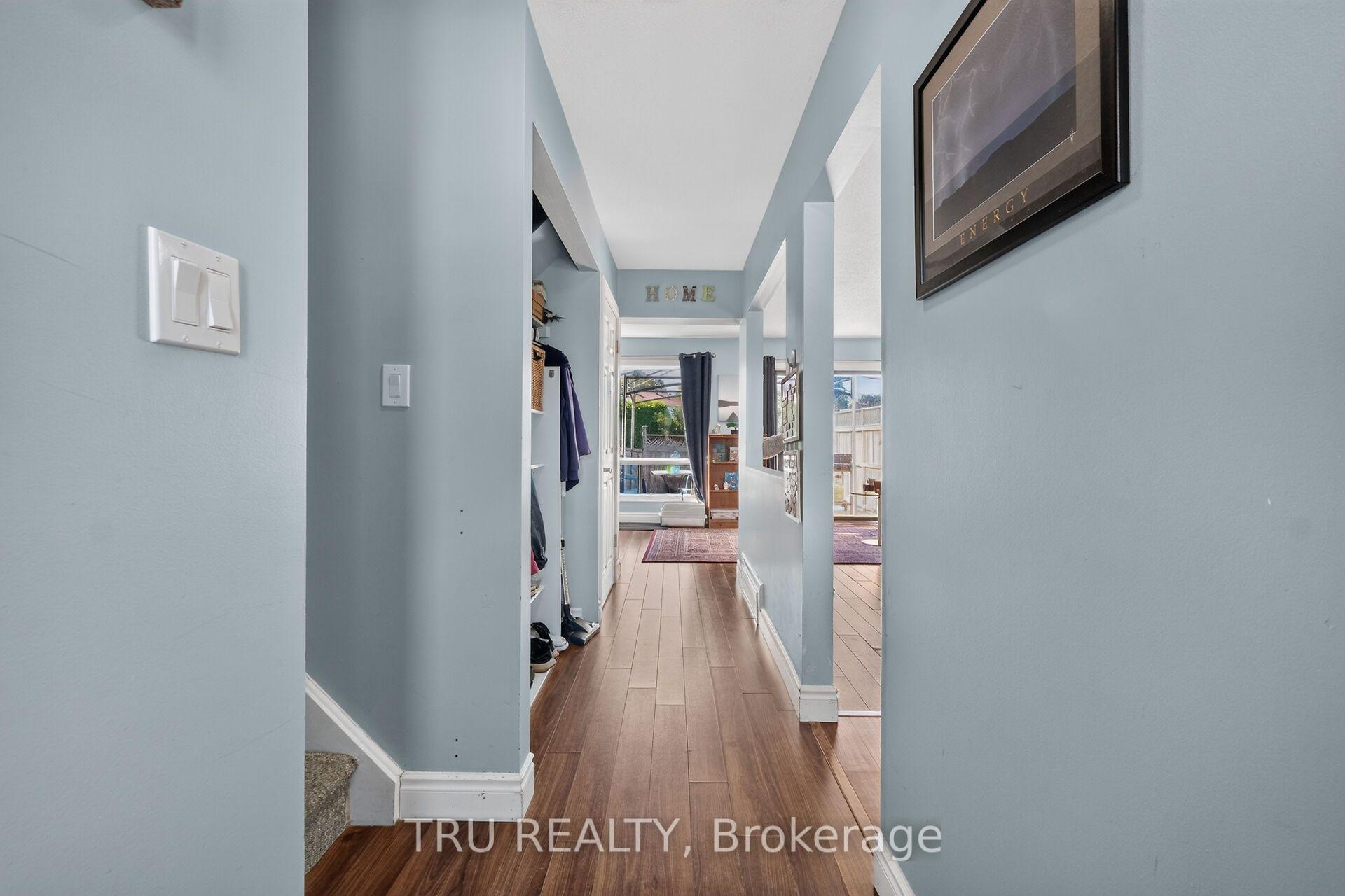 Photo 5 of 369 Mockingbird Drive, Ottawa, Chatelaine Village — HOMEH