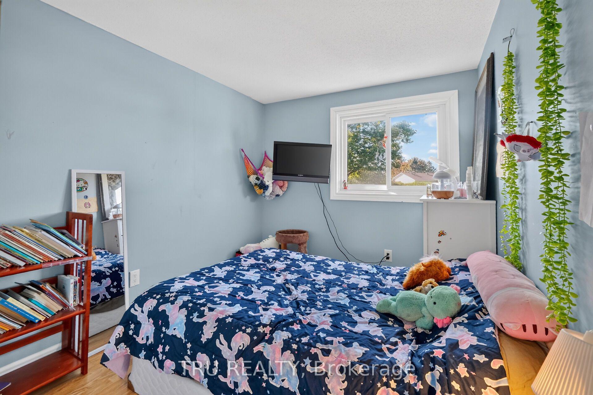 Photo 26 of 369 Mockingbird Drive, Ottawa, Chatelaine Village — HOMEH