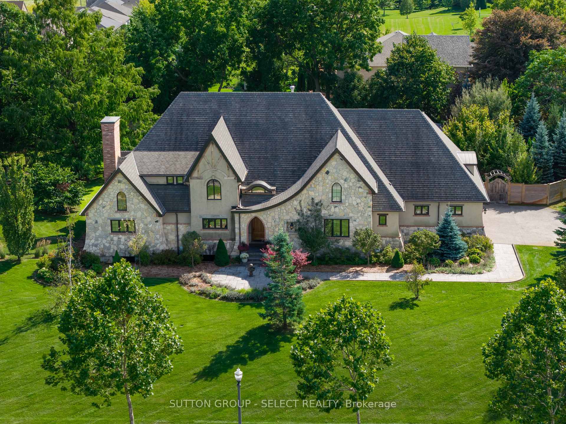 Photo of 1039 Cherrygrove Drive