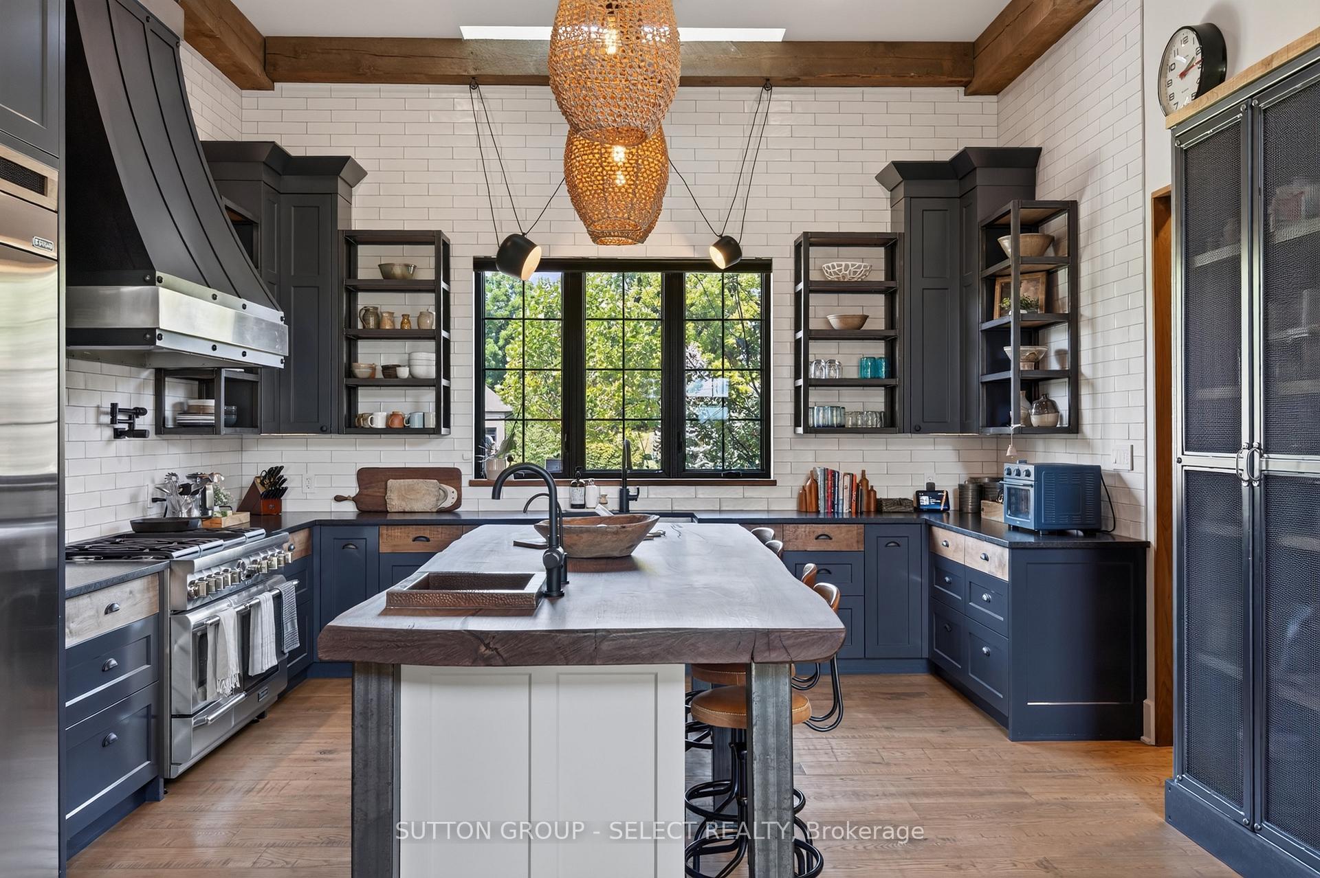 Photo 10 of 1039 Cherrygrove Drive, London, South K — HOMEH