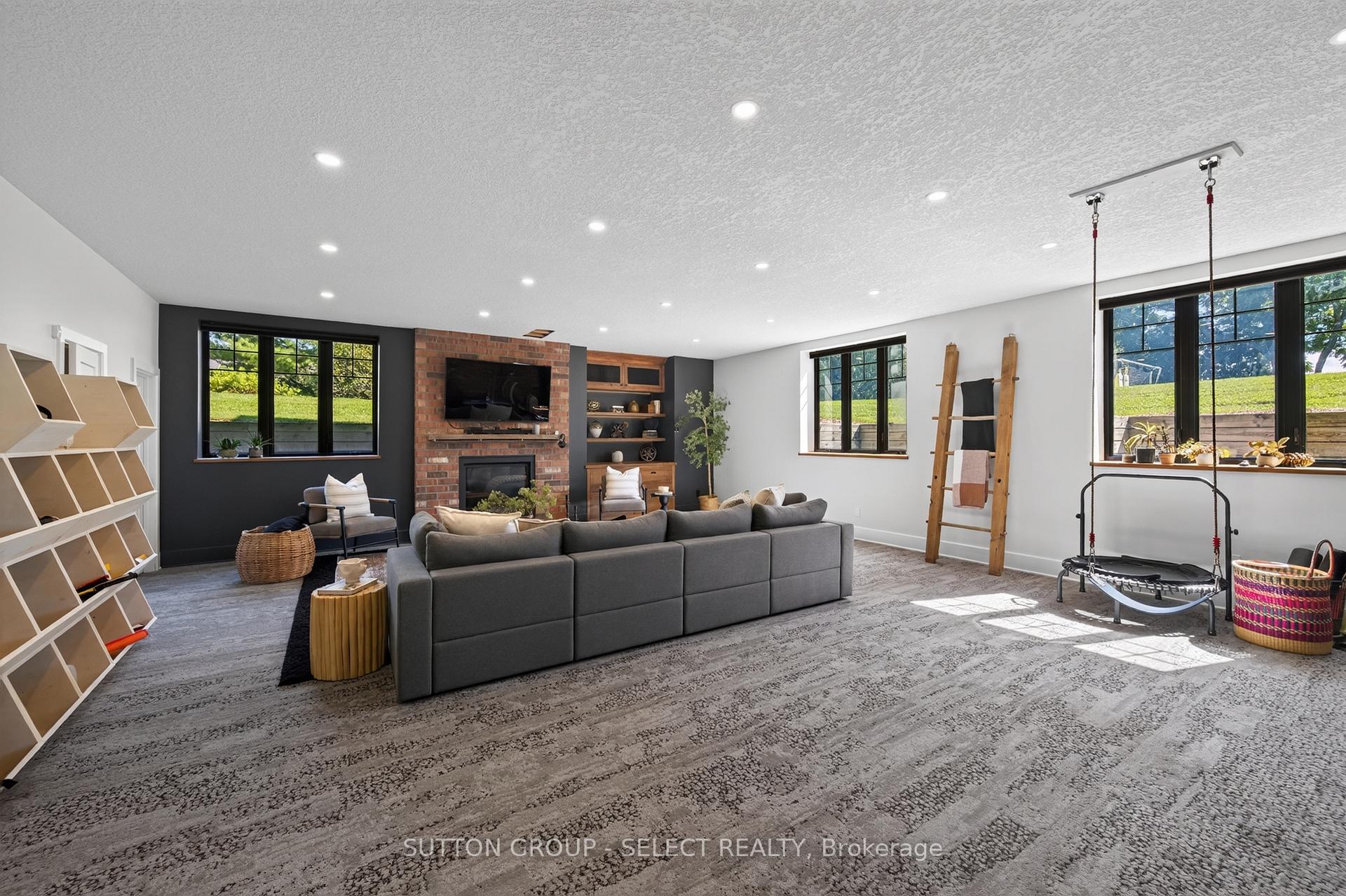 Photo 33 of 1039 Cherrygrove Drive, London, South K — HOMEH