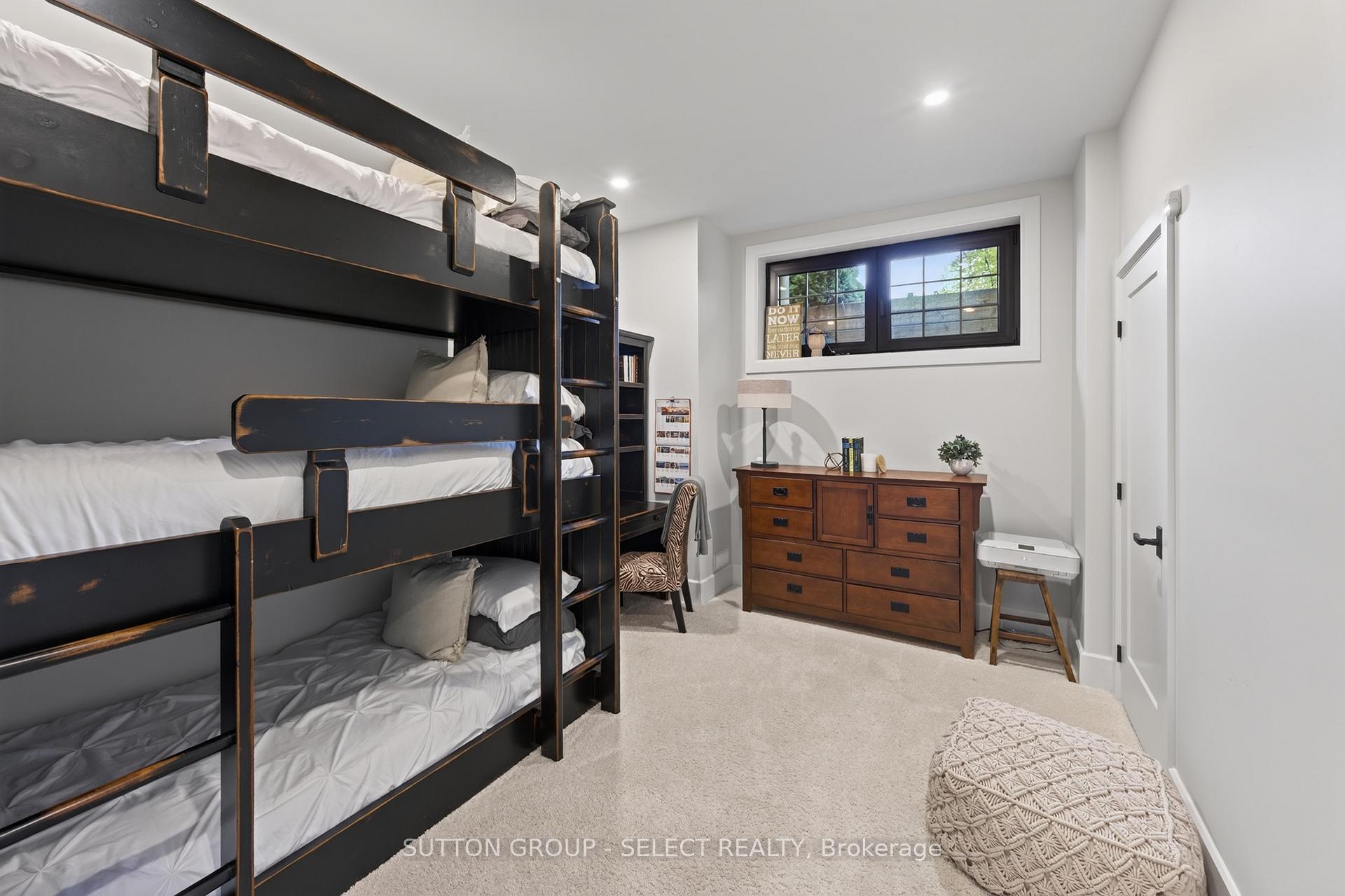 Photo 38 of 1039 Cherrygrove Drive, London, South K — HOMEH