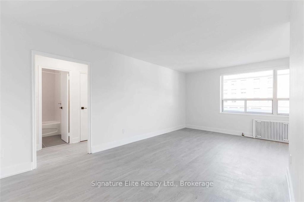 Photo 7 of Unit 215, 3 Swift Drive, North York, Victoria Village — HOMEH