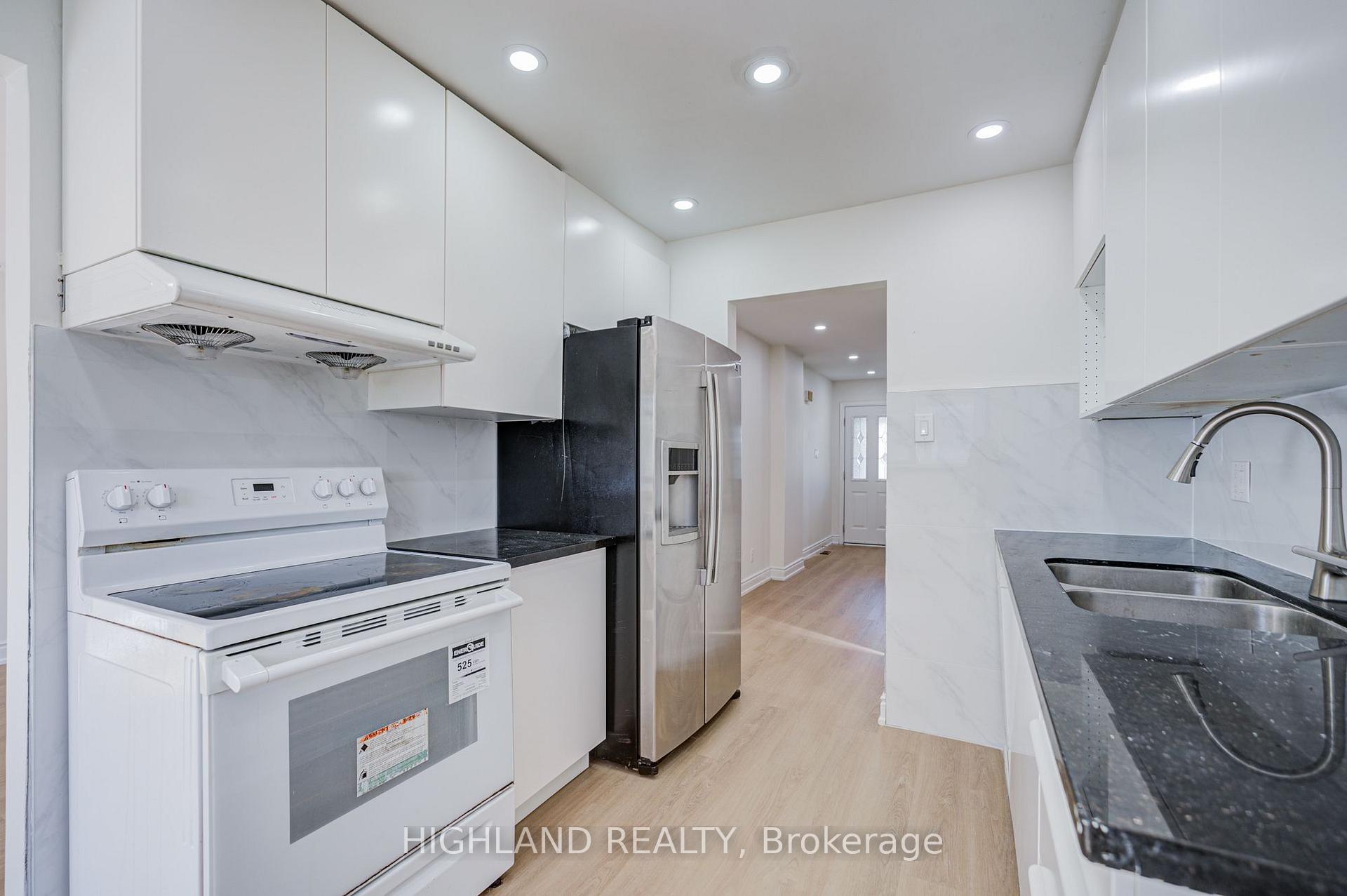 Photo 3 of 4066 Wycliffe Way, Mississauga, Creditview — HOMEH