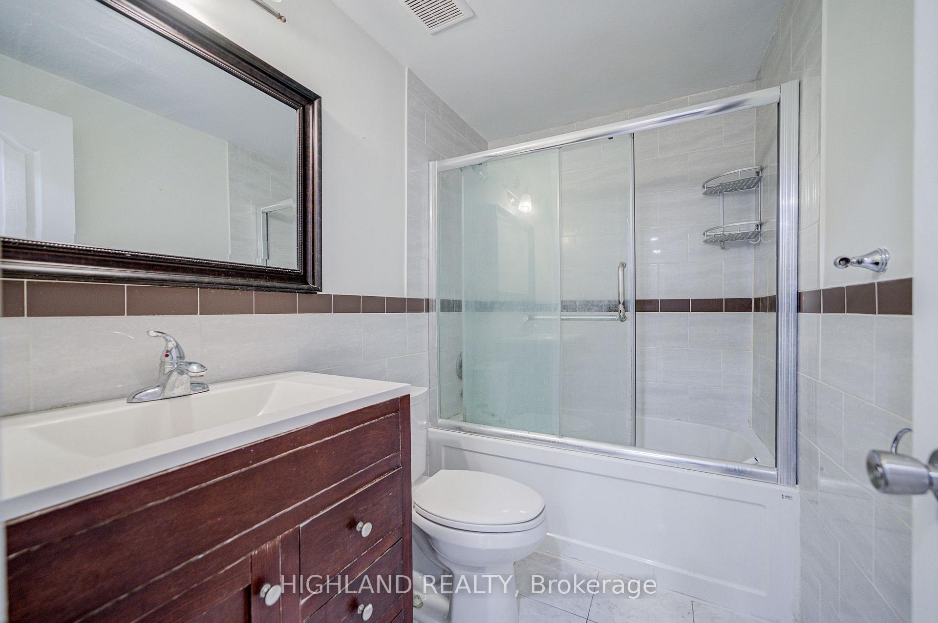 Photo 14 of 4066 Wycliffe Way, Mississauga, Creditview — HOMEH