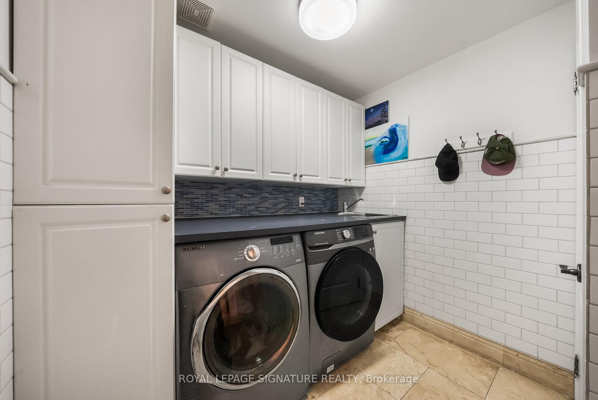Photo 16 of 19 Dace Drive, Vaughan, Vellore Village — HOMEH