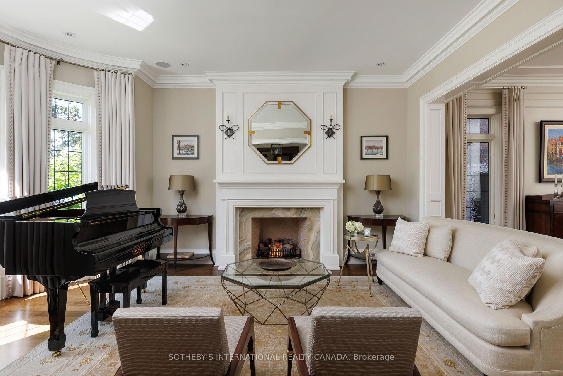 Photo 4 of 50 Queen Marys Drive, Etobicoke, Kingsway South — HOMEH