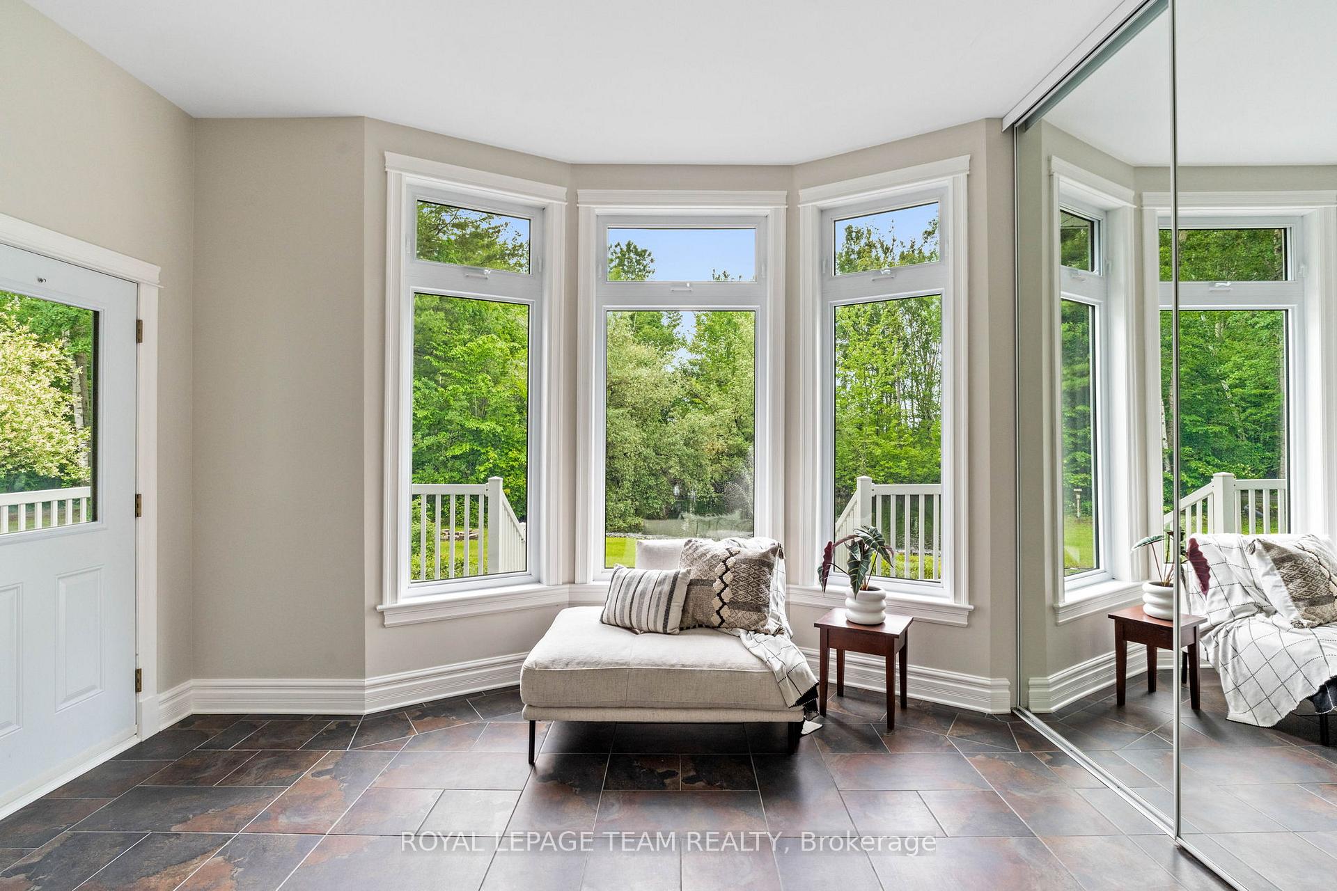 Photo 4 of 1526 Carsonby Road E, Ottawa, Manotick South to Roger Stevens — HOMEH