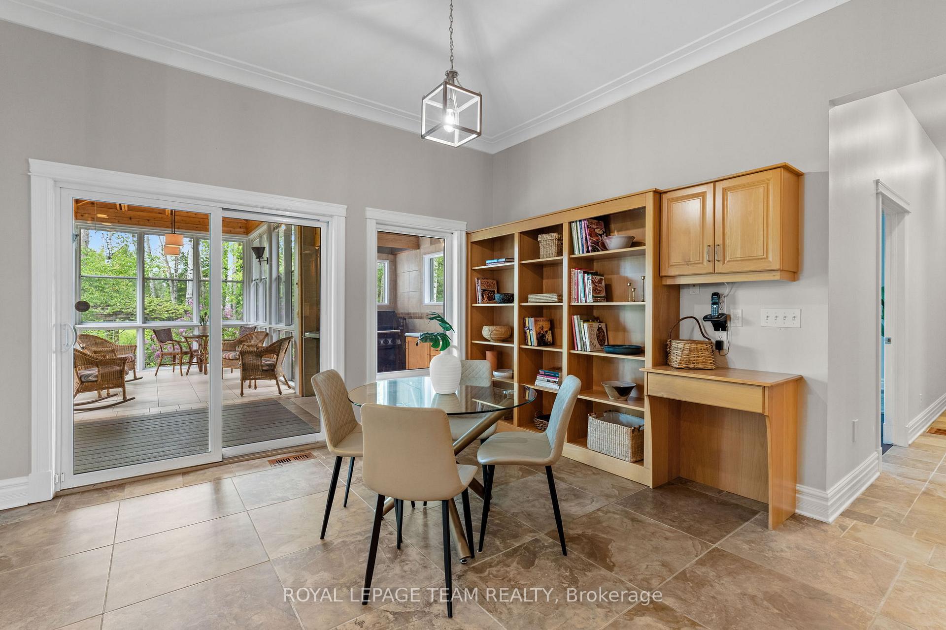 Photo 12 of 1526 Carsonby Road E, Ottawa, Manotick South to Roger Stevens — HOMEH