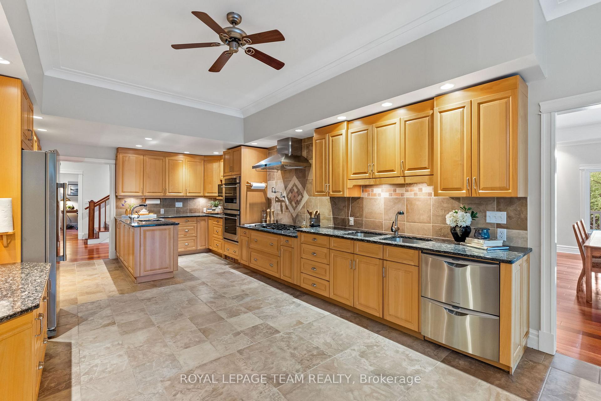 Photo 14 of 1526 Carsonby Road E, Ottawa, Manotick South to Roger Stevens — HOMEH