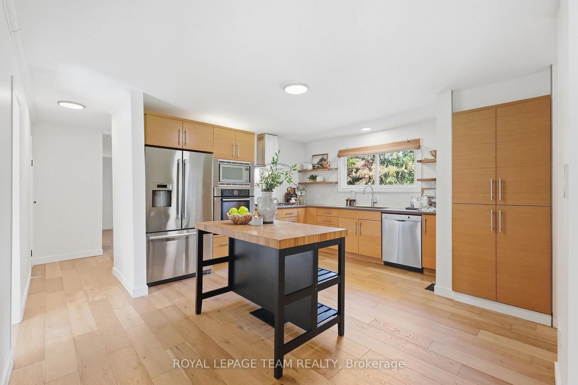 Photo 17 of 1819 Rideau Road, Ottawa, Riverside South — HOMEH