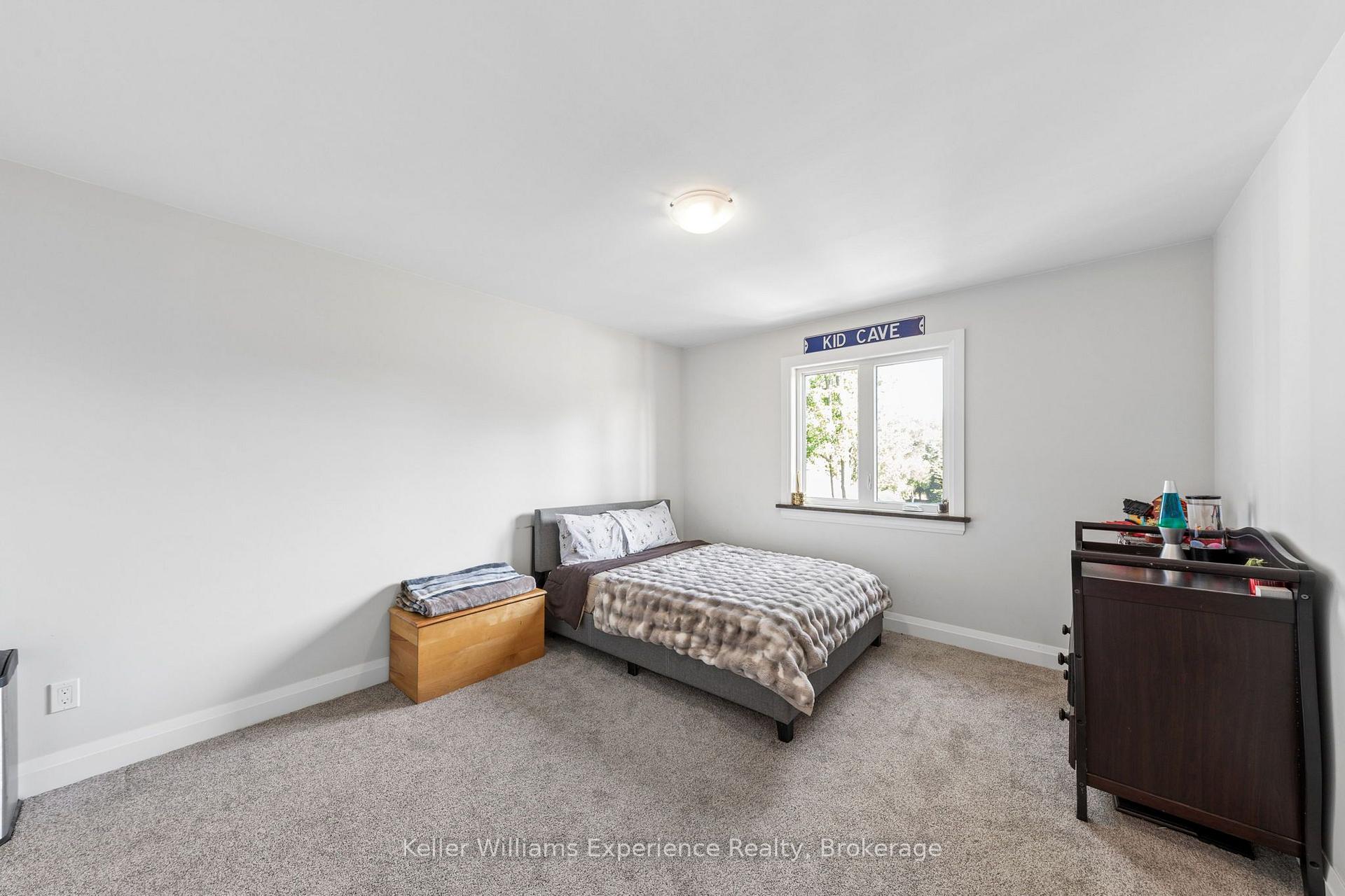Photo 16 of 38 Payette Drive, Penetanguishene — HOMEH