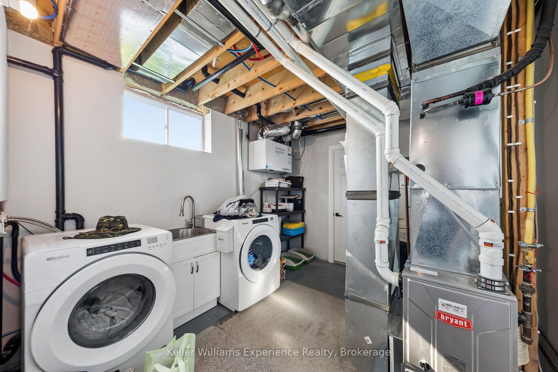 Photo 19 of 38 Payette Drive, Penetanguishene — HOMEH