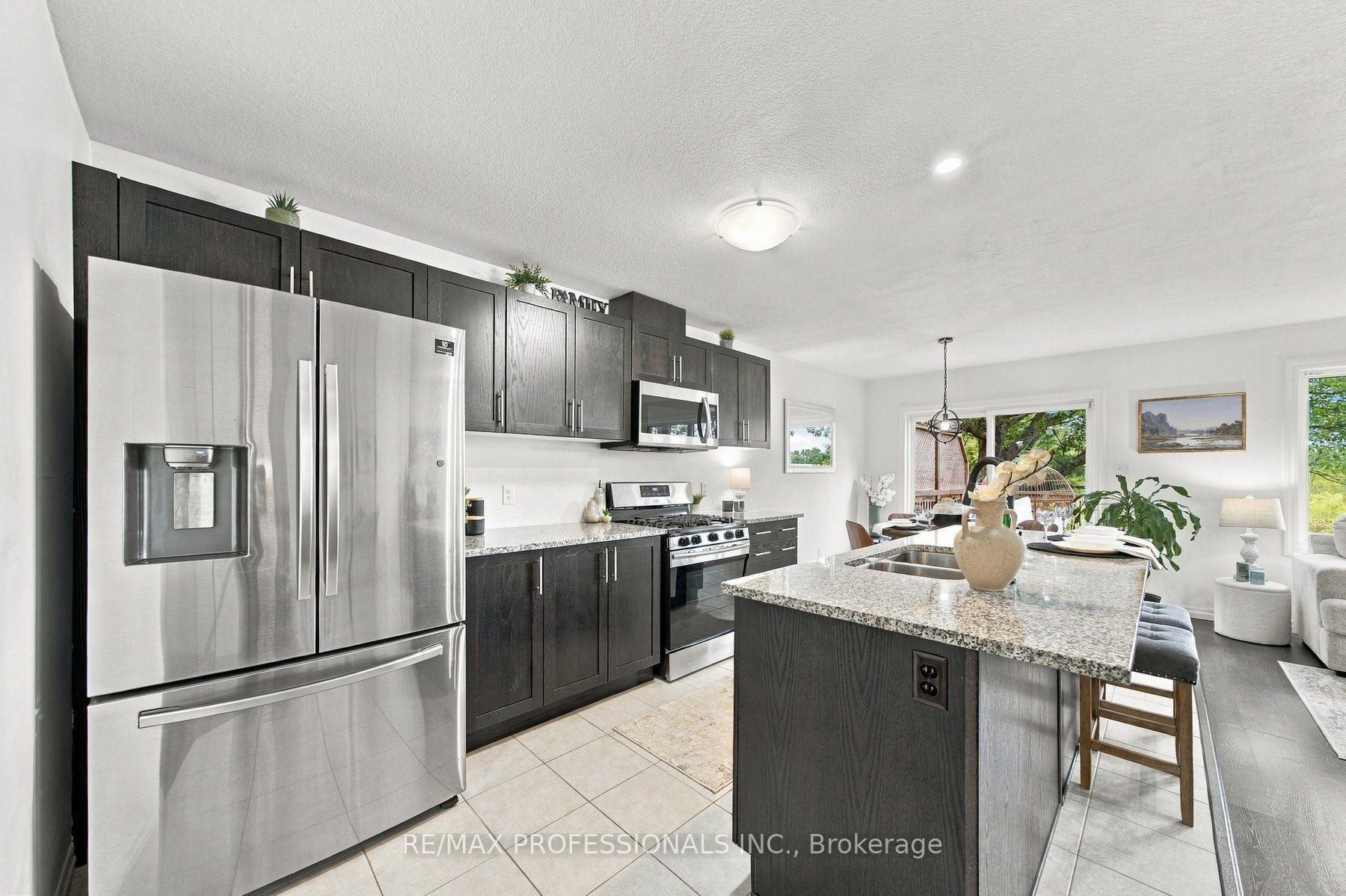 Photo 8 of Unit 31, 135 Hardcastle Drive, Cambridge, Blair Road — HOMEH