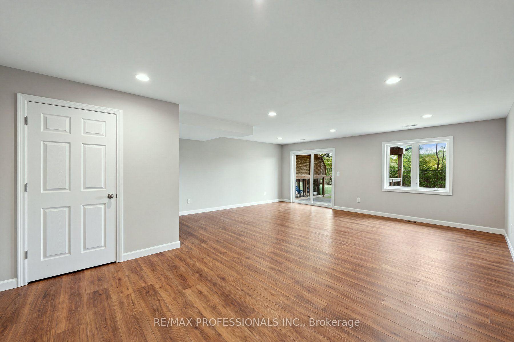 Photo 25 of Unit 31, 135 Hardcastle Drive, Cambridge, Blair Road — HOMEH