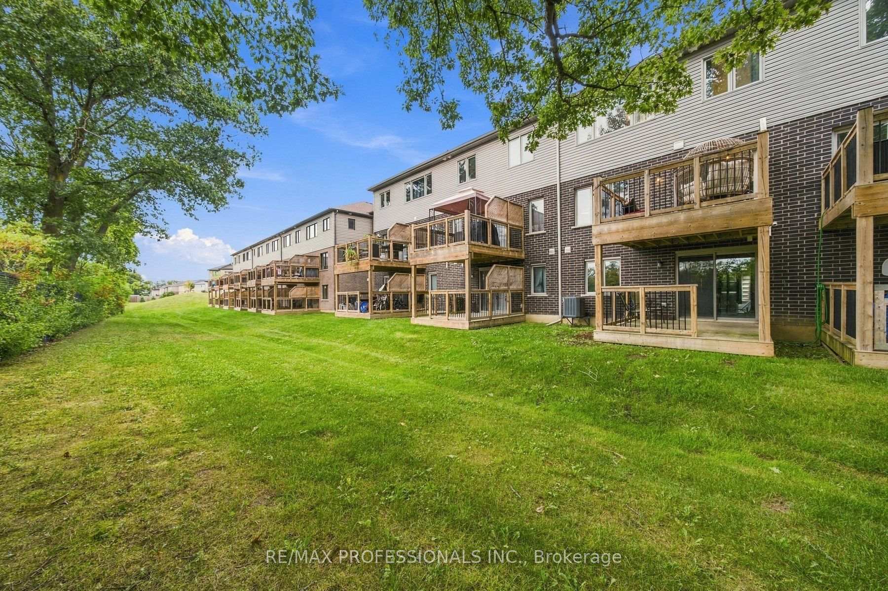 Photo 29 of Unit 31, 135 Hardcastle Drive, Cambridge, Blair Road — HOMEH