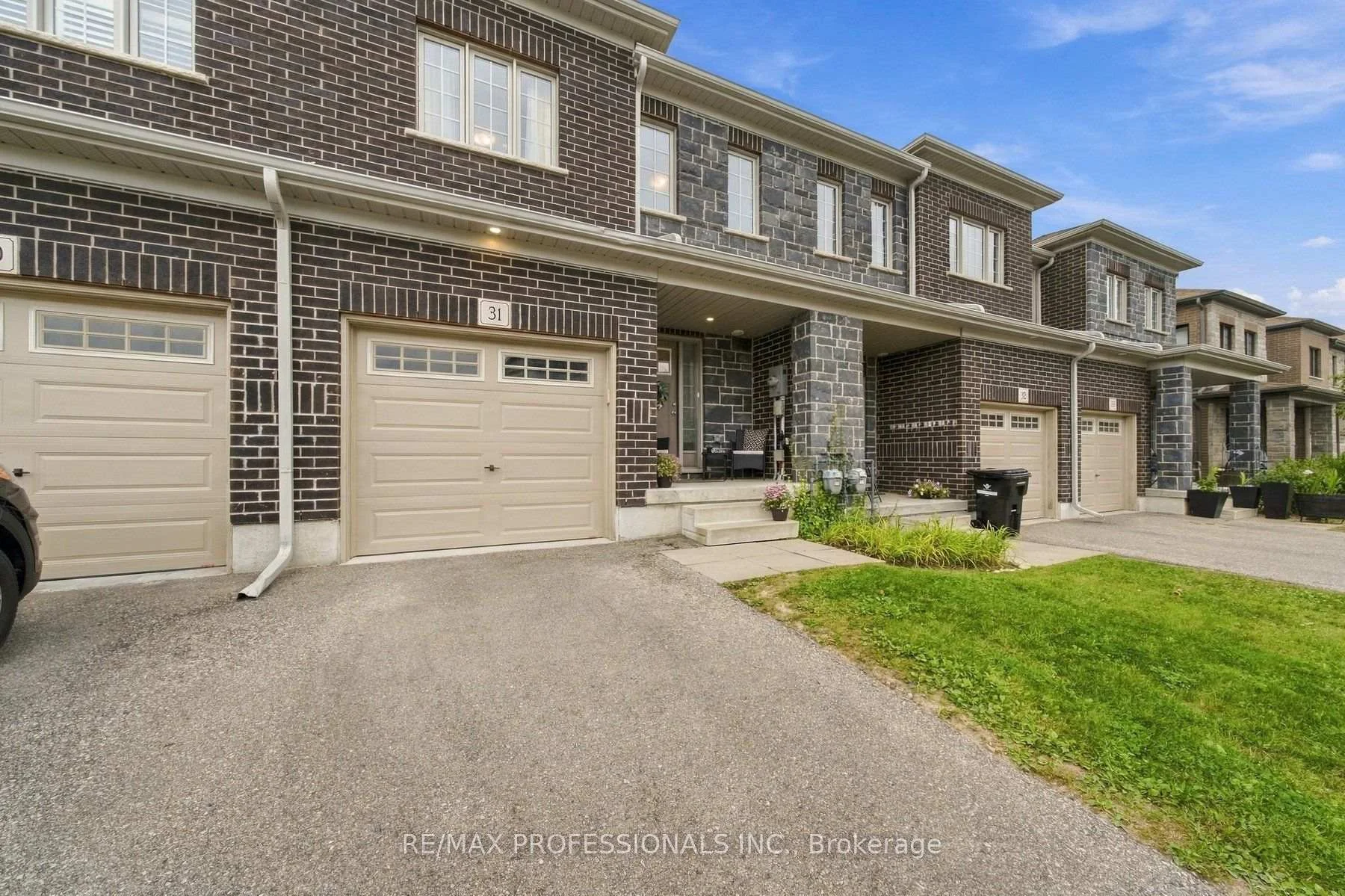 Photo 3 of Unit 31, 135 Hardcastle Drive, Cambridge, Blair Road — HOMEH