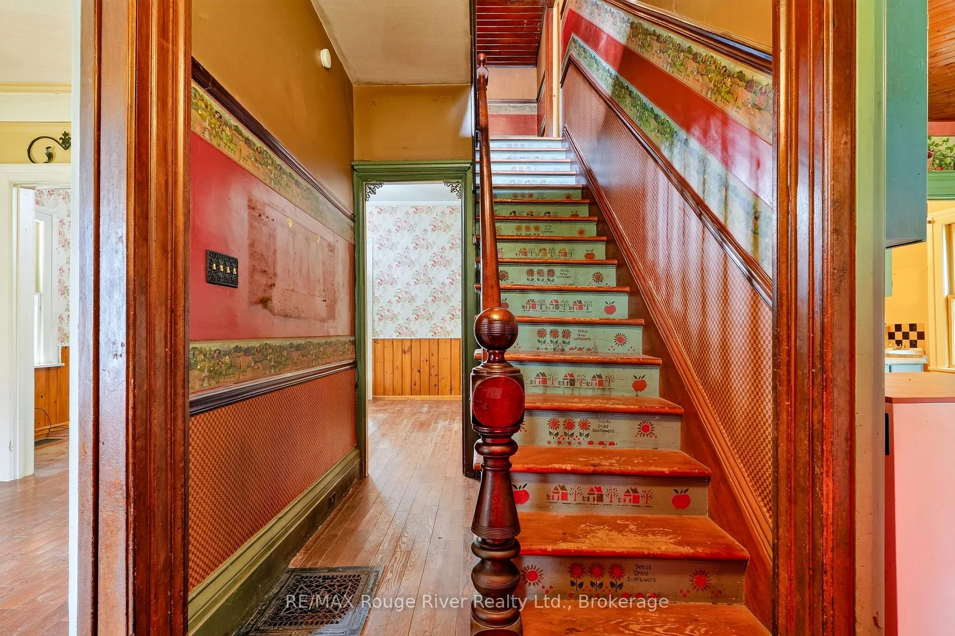 Photo 9 of 3756 Burnham Street N, Hamilton Township, Rural Hamilton — HOMEH