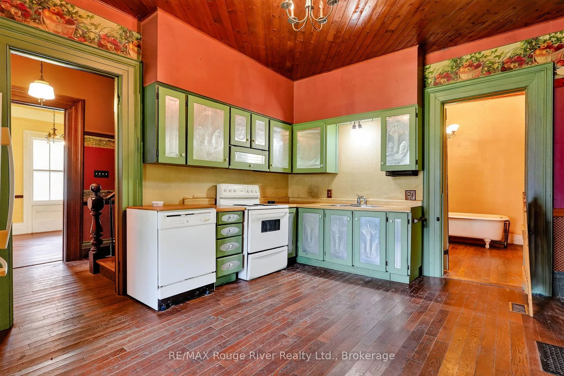 Photo 12 of 3756 Burnham Street N, Hamilton Township, Rural Hamilton — HOMEH