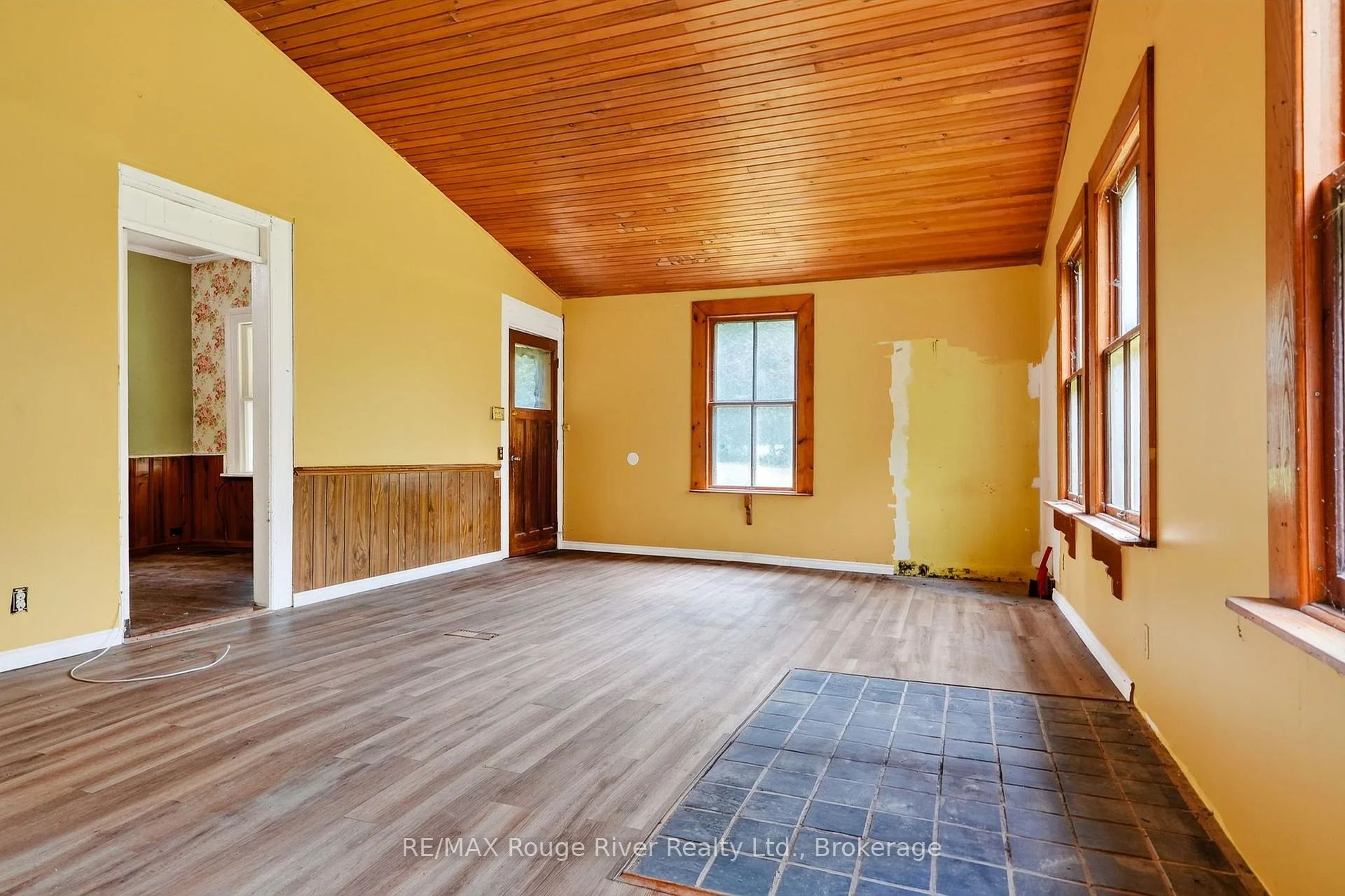 Photo 17 of 3756 Burnham Street N, Hamilton Township, Rural Hamilton — HOMEH