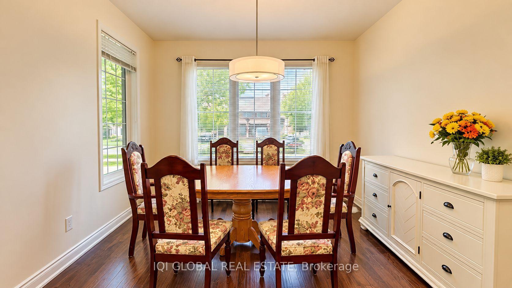 Photo 6 of 3088 Portree Crescent, Oakville, Bronte Creek — HOMEH