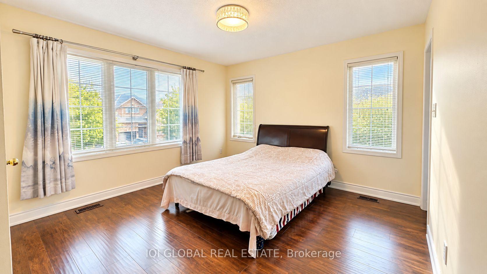 Photo 9 of 3088 Portree Crescent, Oakville, Bronte Creek — HOMEH