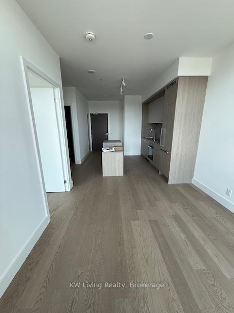 Photo of Unit 1017, 6 Greenbriar Road