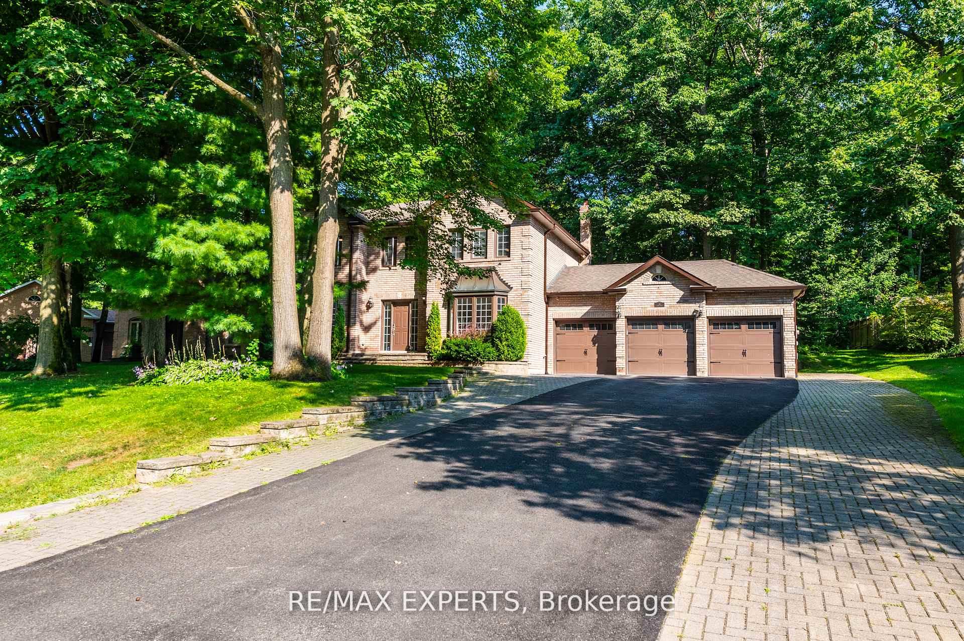 Photo 3 of 14 Alana Drive, Springwater, Centre Vespra — HOMEH