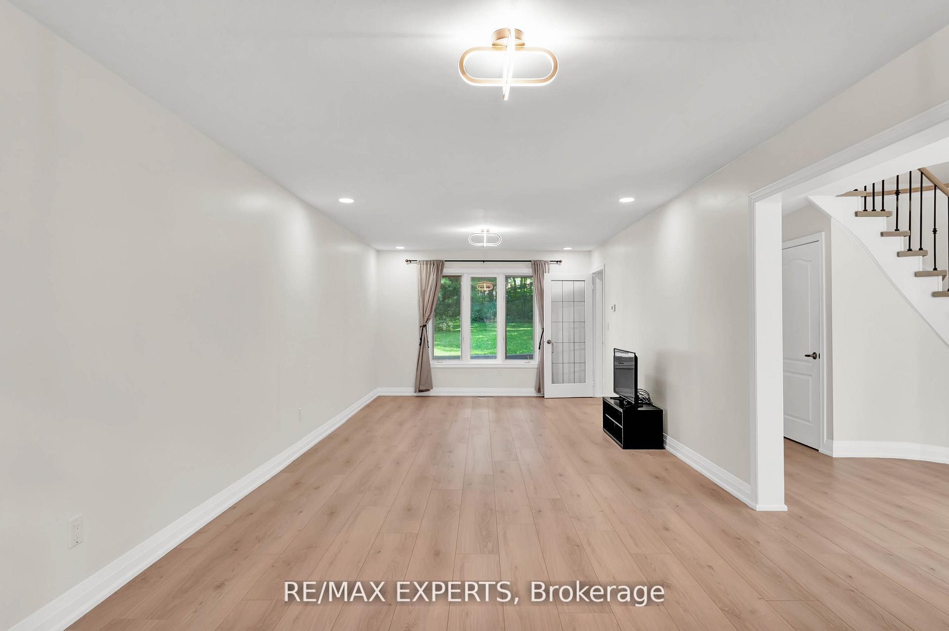 Photo 6 of 14 Alana Drive, Springwater, Centre Vespra — HOMEH