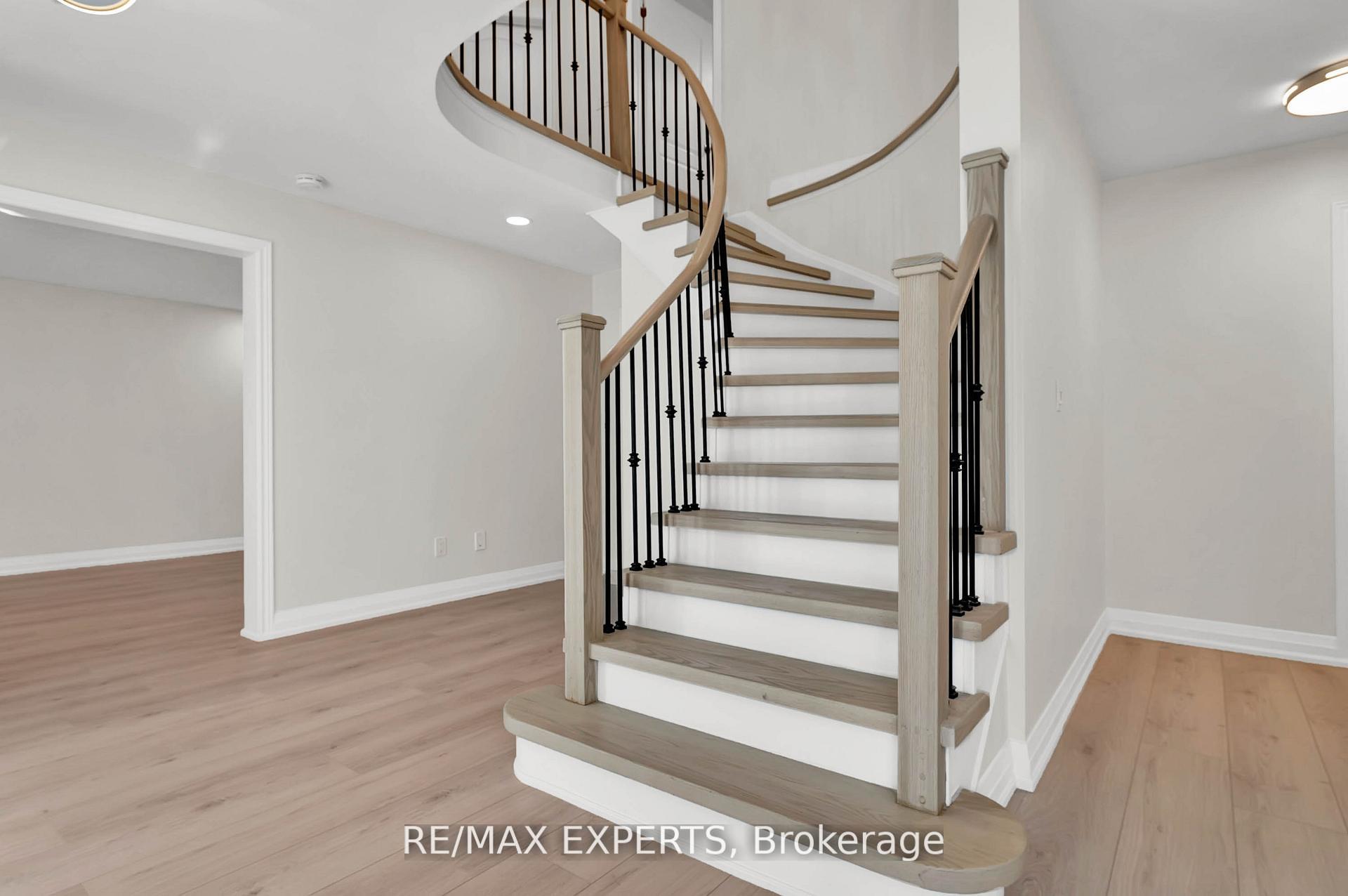 Photo 18 of 14 Alana Drive, Springwater, Centre Vespra — HOMEH