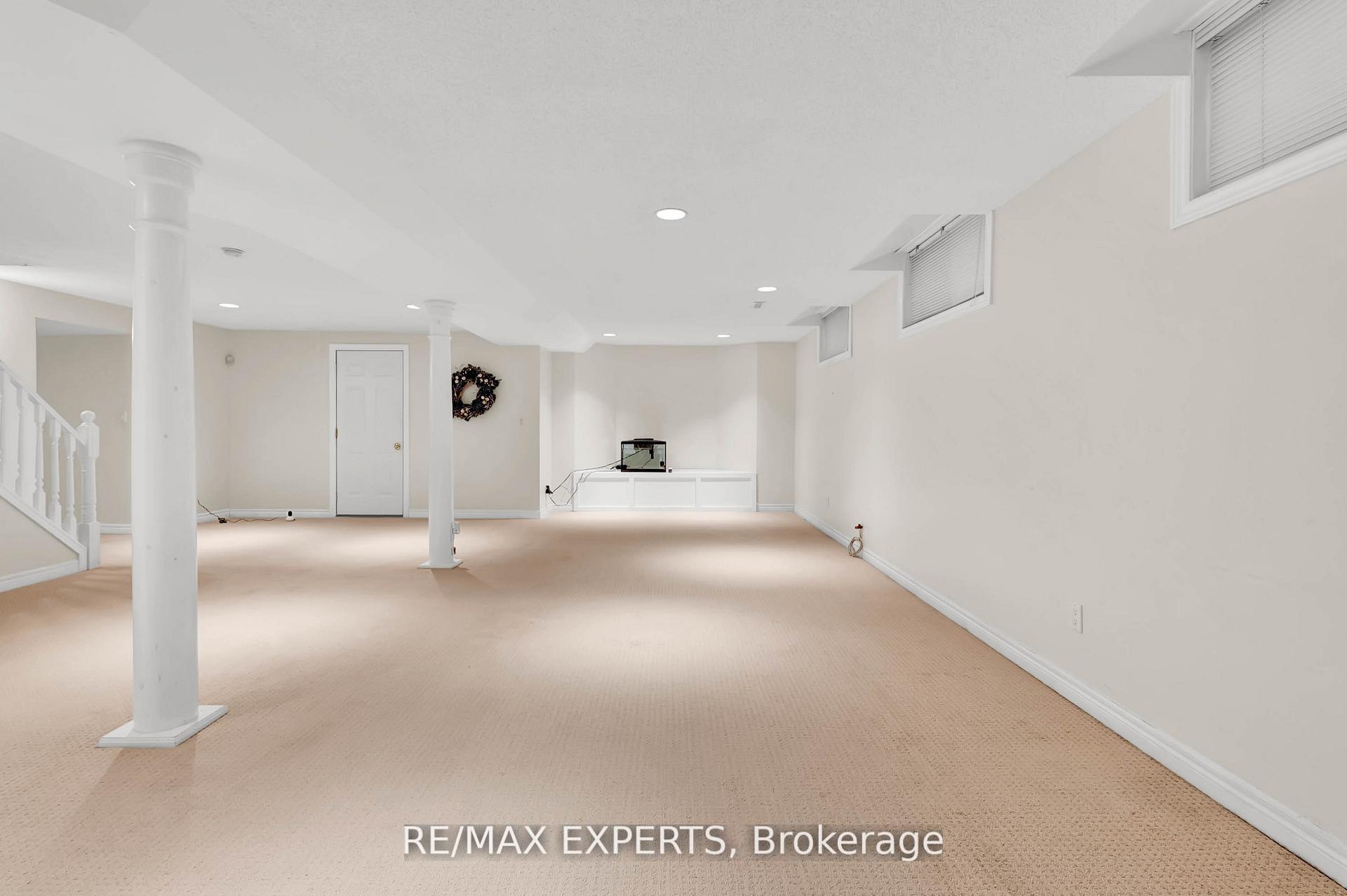 Photo 32 of 14 Alana Drive, Springwater, Centre Vespra — HOMEH