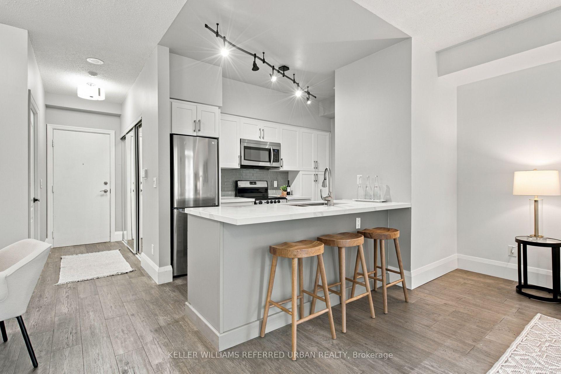 Photo 18 of Unit 912, 2219 Lake Shore Boulevard W, Etobicoke, Mimico — HOMEH