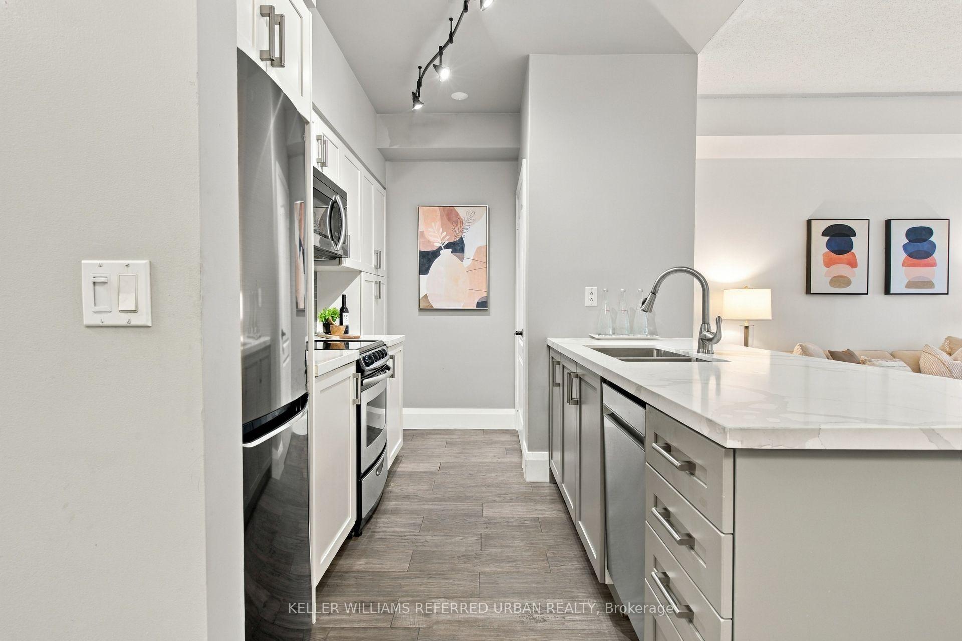 Photo 19 of Unit 912, 2219 Lake Shore Boulevard W, Etobicoke, Mimico — HOMEH