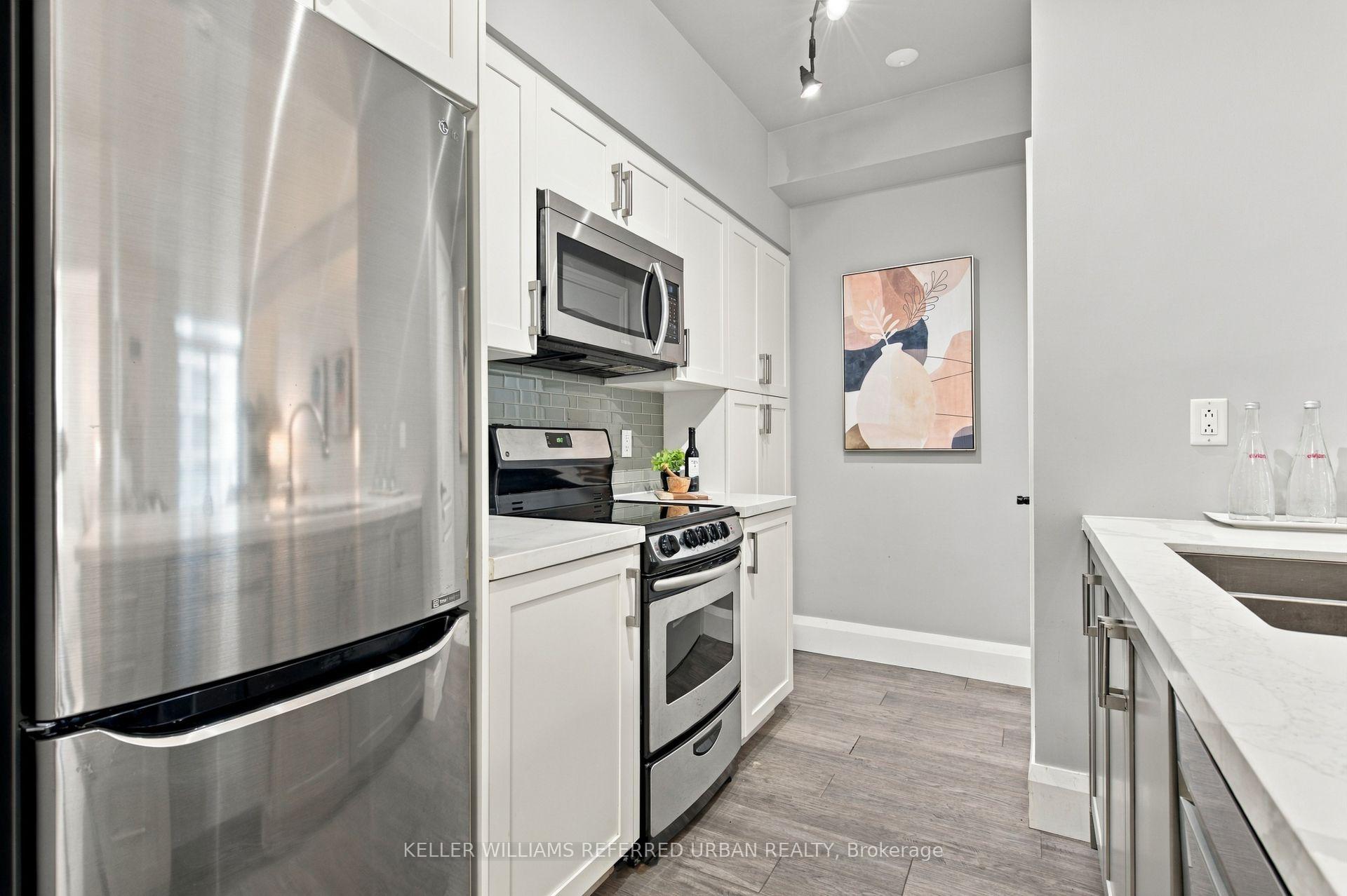 Photo 20 of Unit 912, 2219 Lake Shore Boulevard W, Etobicoke, Mimico — HOMEH
