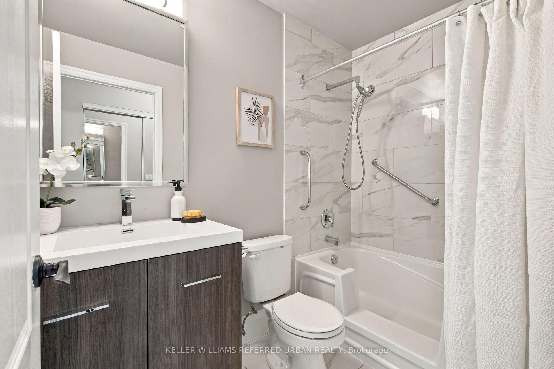 Photo 27 of Unit 912, 2219 Lake Shore Boulevard W, Etobicoke, Mimico — HOMEH