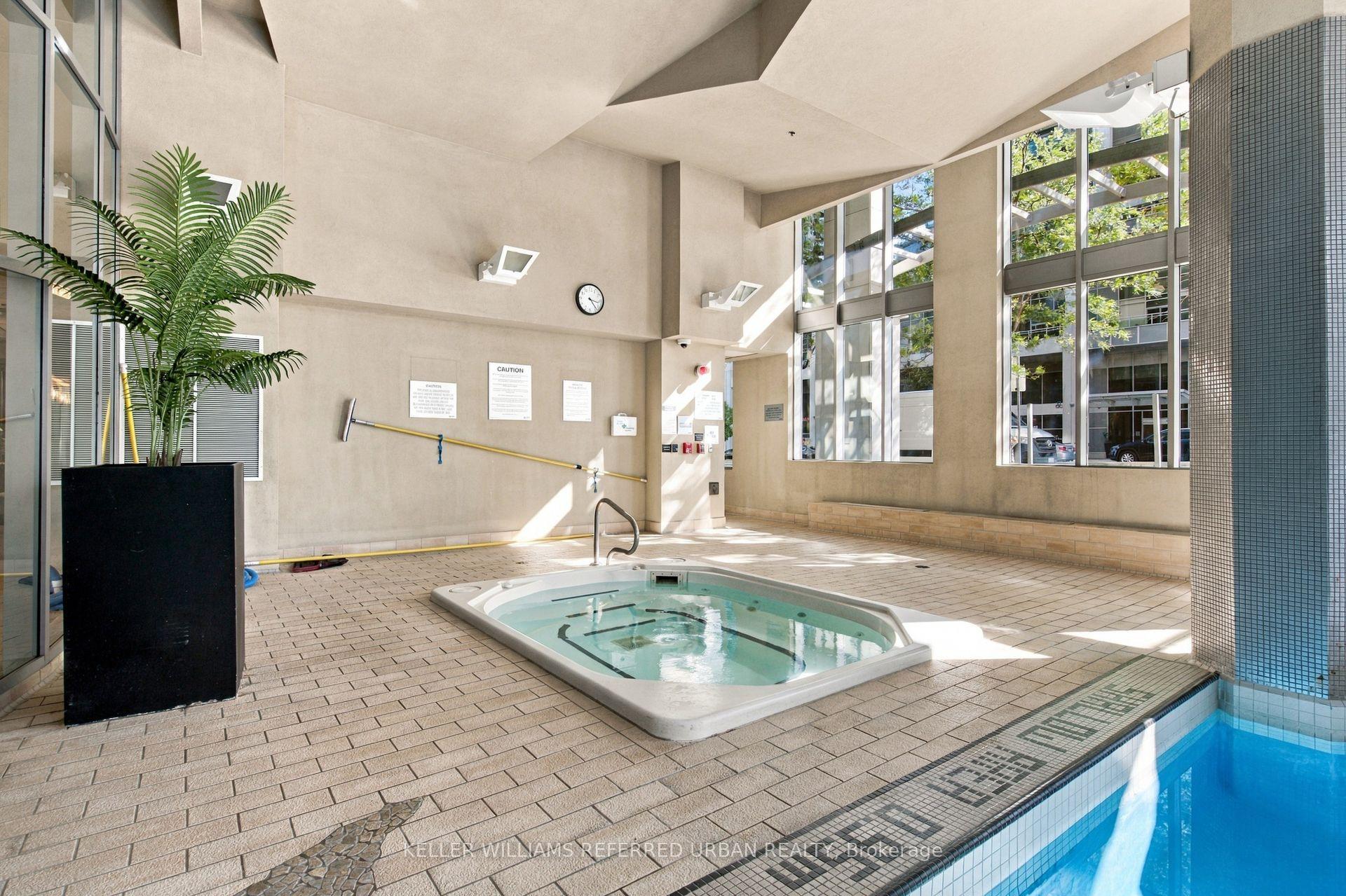 Photo 39 of Unit 912, 2219 Lake Shore Boulevard W, Etobicoke, Mimico — HOMEH