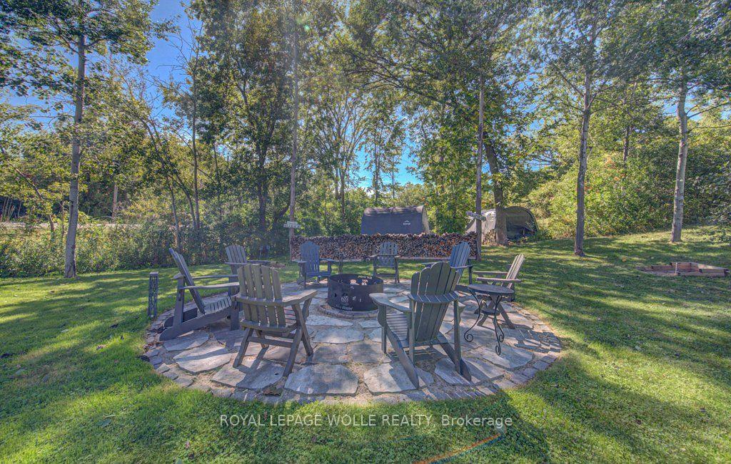 Photo 38 of 108 Lake Road, Puslinch, Puslinch Lake Settlement Areas — HOMEH