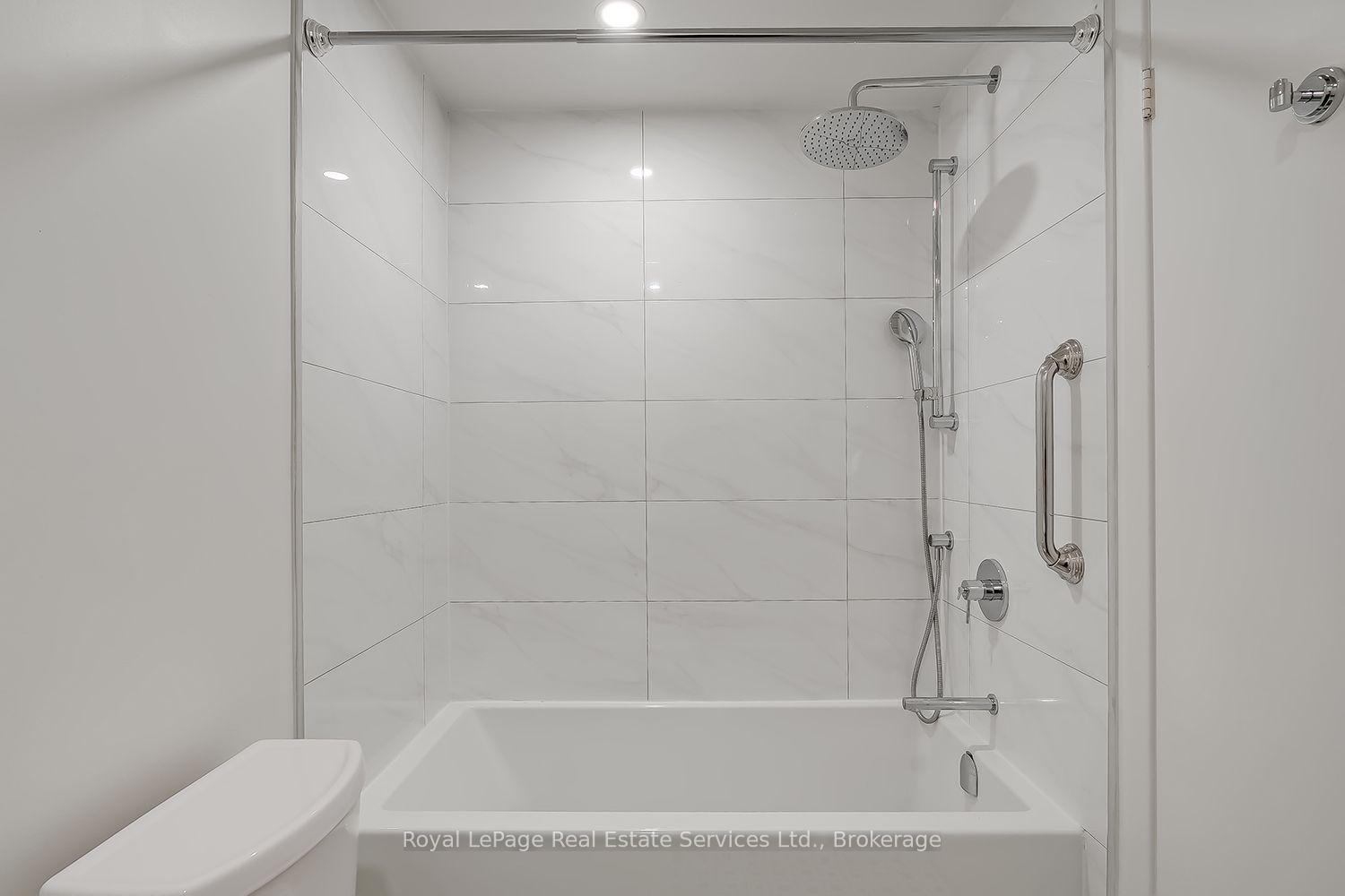 Photo 53 of 65 Normandy Place, Oakville, Central — HOMEH