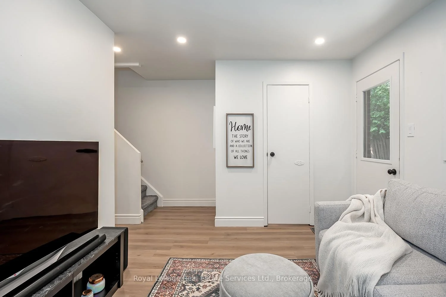 Photo 63 of 65 Normandy Place, Oakville, Central — HOMEH
